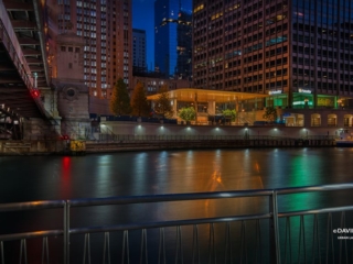 Apple Store from River Walk